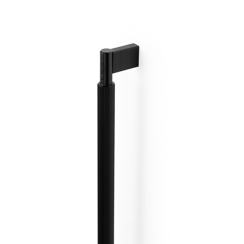 MOMO Arpa Cabinet Handle