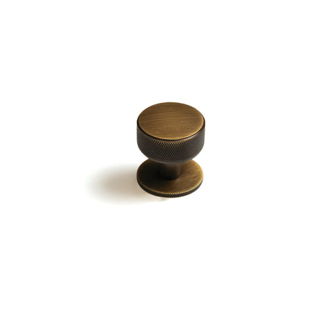 Momo Belgravia Cabinet and Appliance Pull Handle