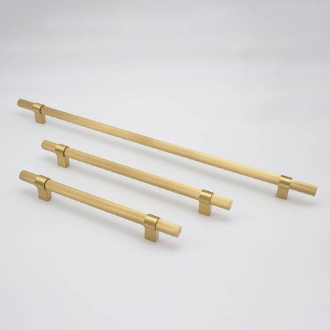 Manovella Cassandra Fluted Cabinet and Appliance Pull