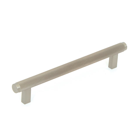 MOMO Bellevue Cabinet and Appliance Pull Handle