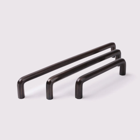 HEPBURN Henley Cabinet Handle