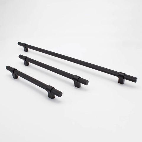 Manovella Cassandra Fluted Cabinet and Appliance Pull