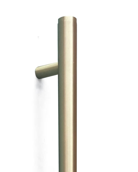 MOMO BELLEVUE PLAIN ENTRY PULL HANDLE