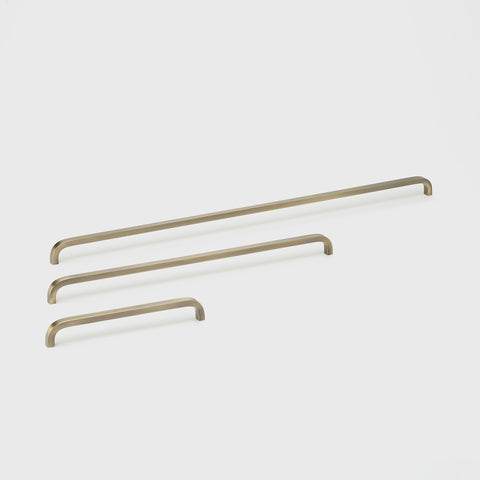 LO & CO - Curve Cabinet and Appliance Pull