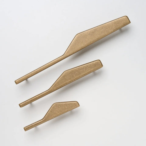 LO & CO - Outline C Cabinet and Appliance Pull Handle