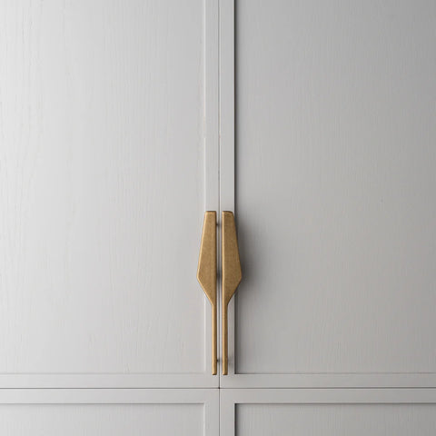 LO & CO - Outline D Cabinet and Appliance Pull Handle