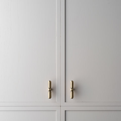LO & CO - Tubby Cabinet T Pull