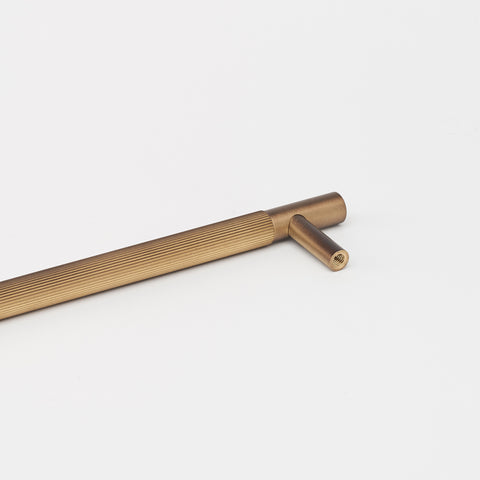 LO & CO - Linear Cabinet and Appliance Pull