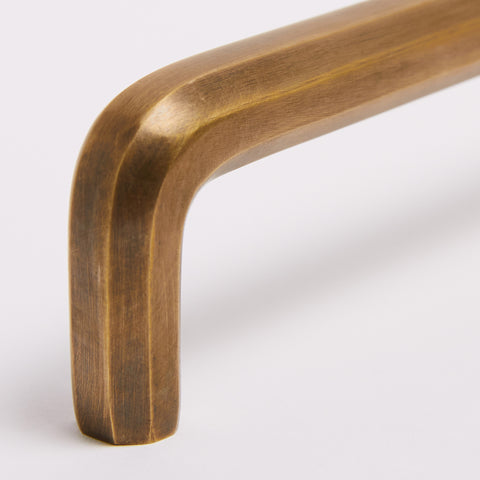 HEPBURN Henley Cabinet Handle