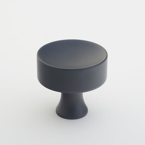 HEPBURN Atticus Cabinet Knob