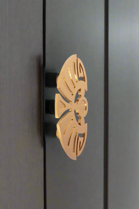 UPTOWN Butterfly Entrance Pull