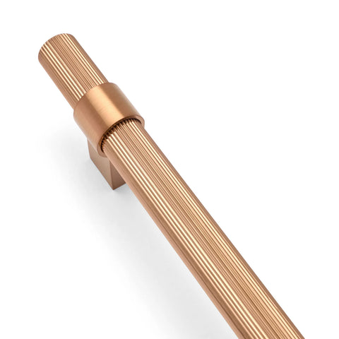 Manovella Cassandra Fluted Cabinet and Appliance Pull