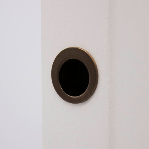 Manovella Round Sliding Door Finger Pull