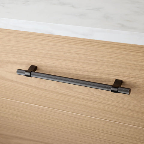 Manovella Cassandra Fluted Cabinet and Appliance Pull