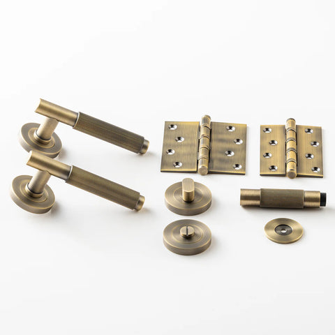 LO & CO - Linear Door Lever