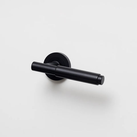 LO & CO - Lola Door Lever