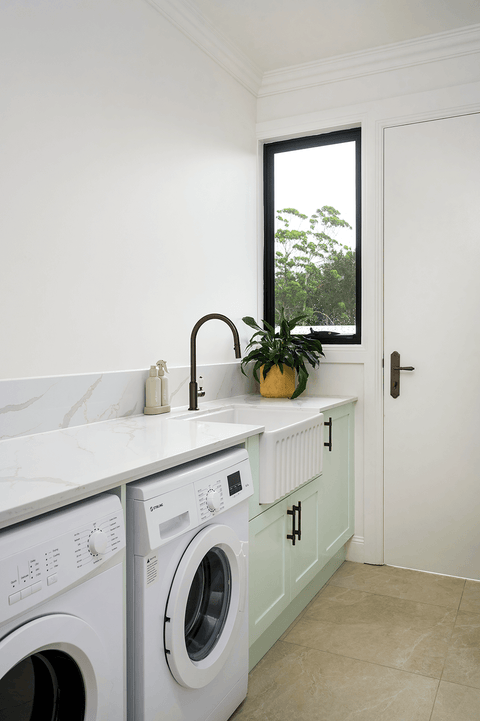 TURNER HASTINGS  Ludlow Pull Out Sink Mixer