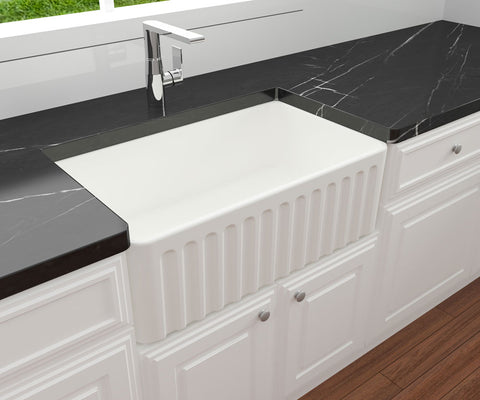 TURNER HASTINGS Novi Fireclay Butler Sink