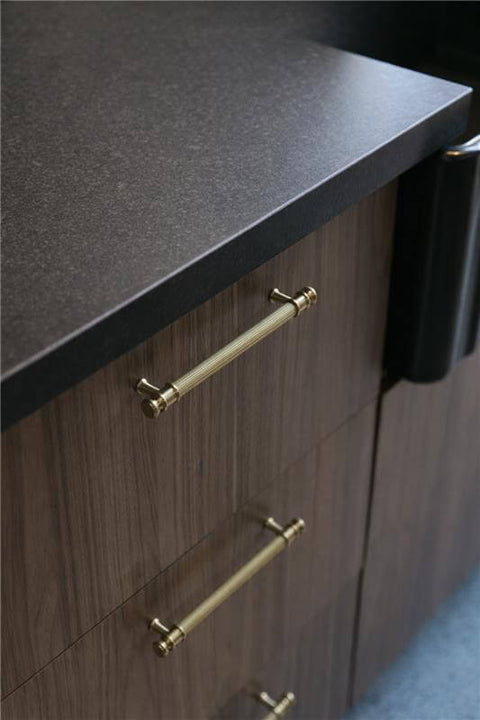 TURNER HASTINGS Verona Cabinet Handle